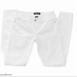Generra White Skinny Jean Size 5